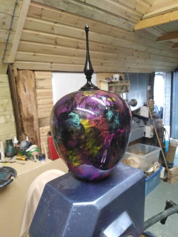 Gary Lowe: Woodturning